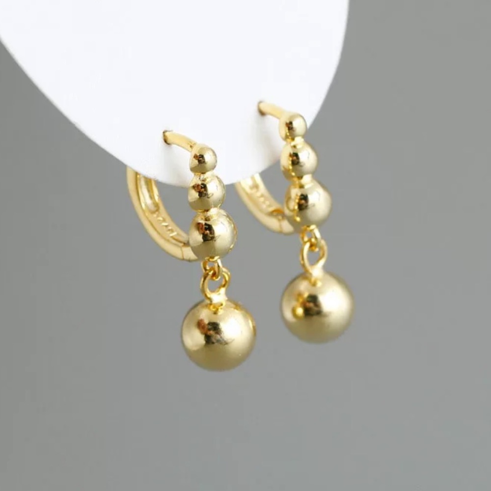 NEW 925 STERLING SILVER GOLD HOOP EARRINGS, NICE EARRINGS, CUTE EARRINGS - Picture 2 of 6